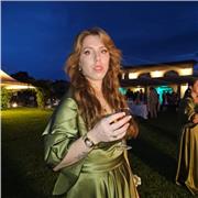 Studentessa esperta offre ripetizioni d’inglese e aiuto compiti